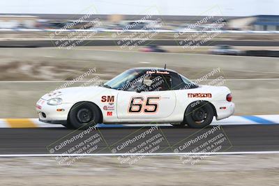 media/Jan-25-2025-CalClub SCCA (Sat) [[03c98a249e]]/Race 4/